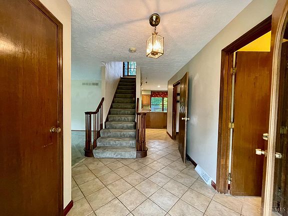5th image of 1744 Falcon Dr