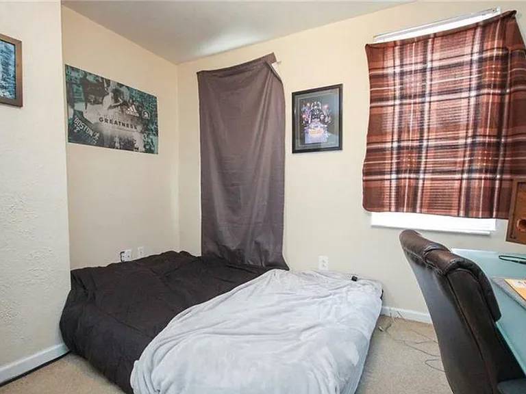 2826 Edwards Way — Photo 8