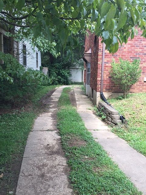 2nd image of 307 Breckenridge Ln