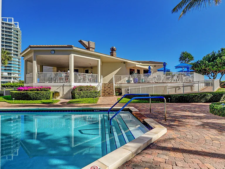 3000 N Ocean Dr — Photo 60