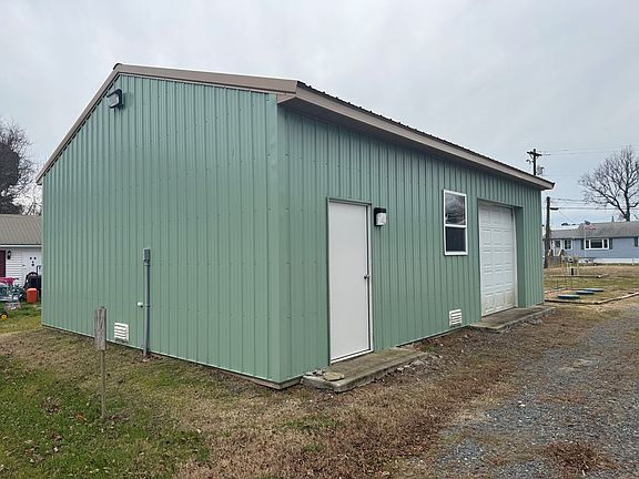 3rd image of LOT 183 Clark St