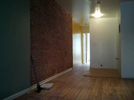 Rented by Elite NY Holdings | media 35