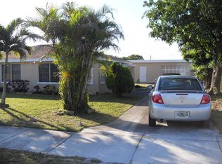 910 NW 138th St, Miami, FL 33168