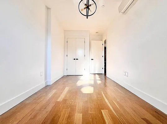 Rented by ERNY LLC | media 8