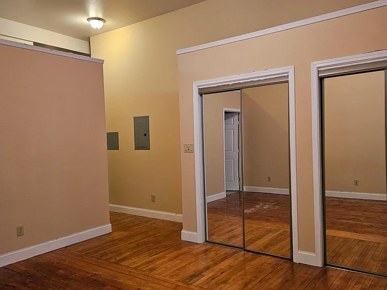 42 S Main St #3D — Photo 7