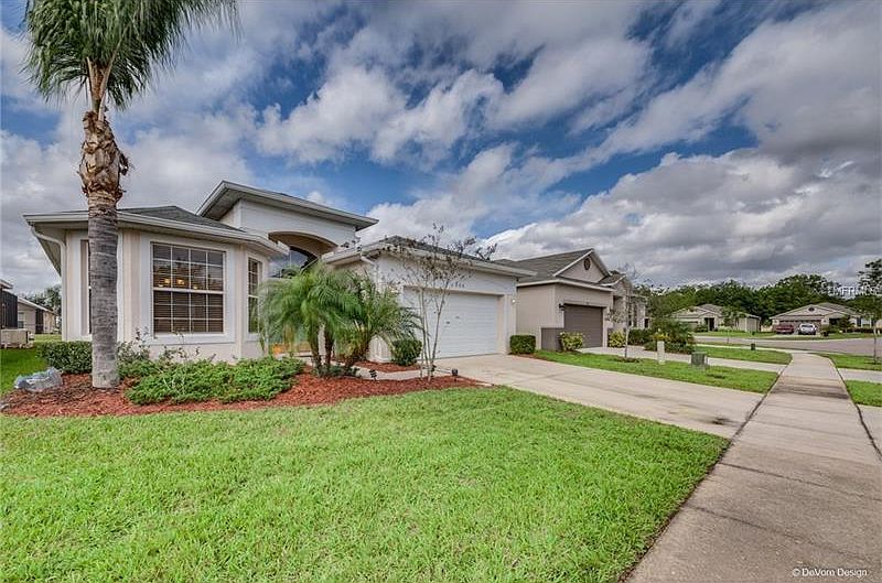 1st image of 944 Emerald Green Ct