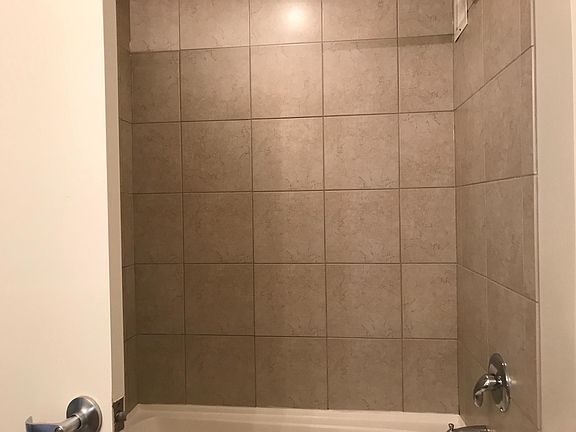 4th image of 225 N Desplaines St #1206