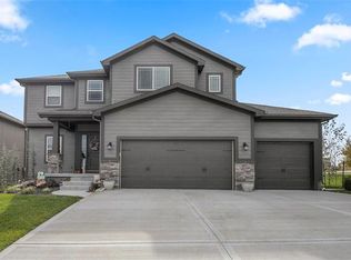 24877 W 148th Ct, Olathe, KS 66061