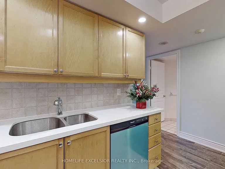 15 Northtown Way #2029 — Photo 11