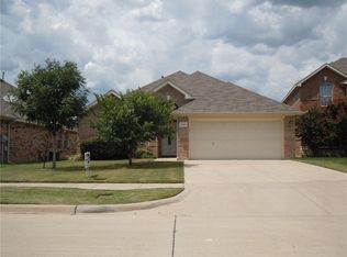 7803 Enchanted Isle Dr, Arlington, TX 76016