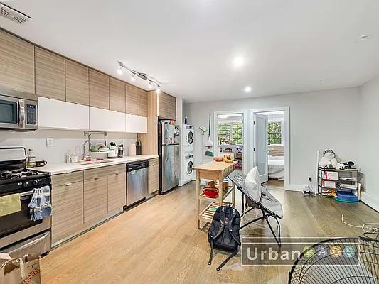 Rented by Urban Pads | media 8