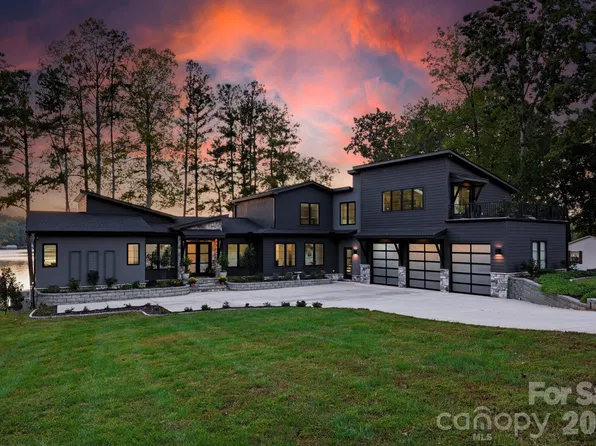 298 Marietta Rd, Mooresville, NC 28117