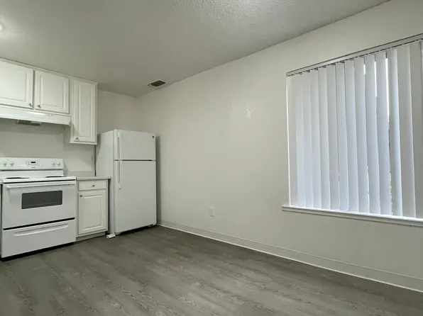 404 U St #B, Sacramento, CA 95818