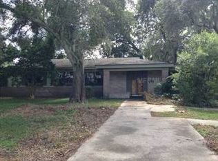 1207 Mizell Rd, Leesburg, FL 34748