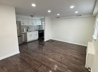 (Undisclosed Address), Yonkers, NY 10701