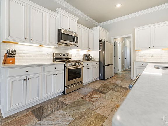 4th image of 1475 Sabal Palm Dr