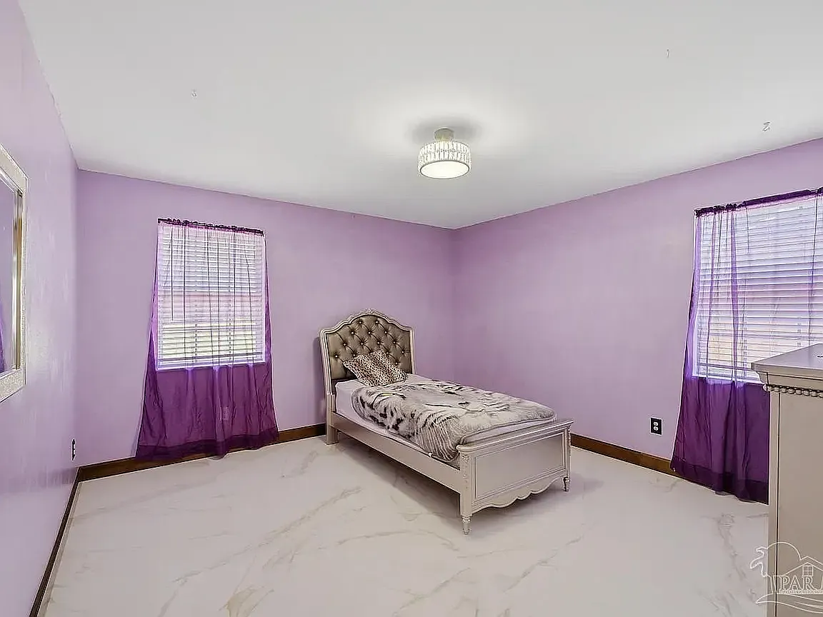 3 bed, 2.5 bath, 1941 sqft, $2,750 — Photo 2