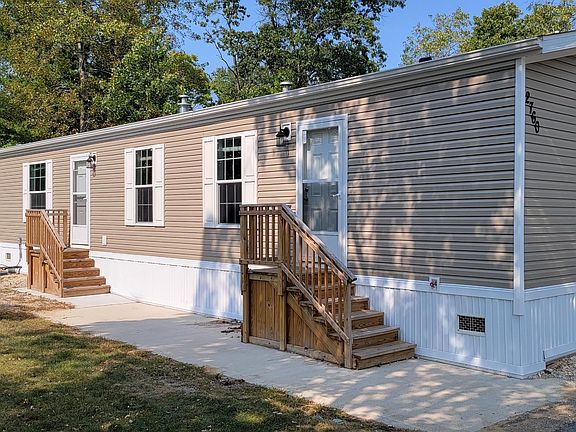 2nd image of 2760 Ray Blvd #227