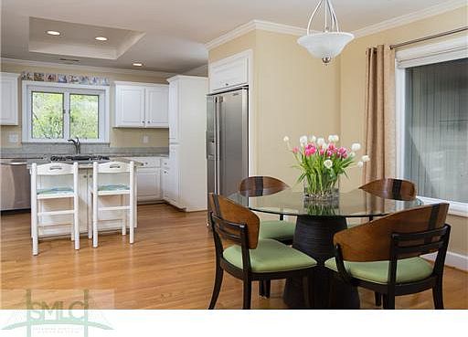 4th image of 211 Pettigrew Dr