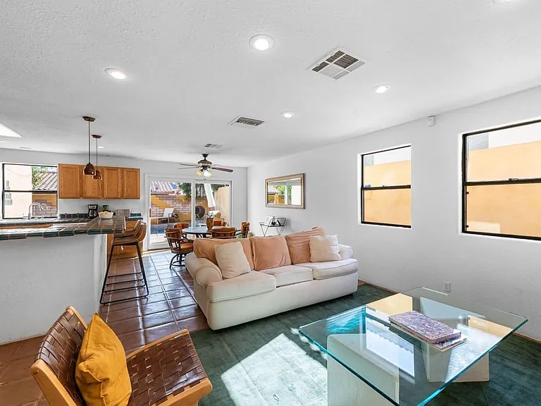52850 Avenida Herrera — Photo 19