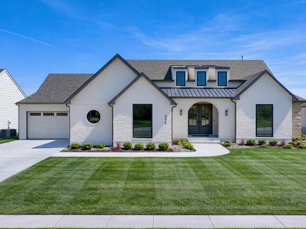 4620 N Ridge Port St, Wichita, KS 67205