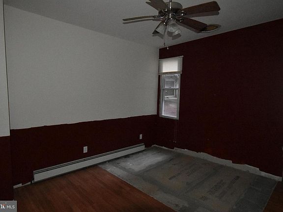 3rd image of 306 W Mahanoy St