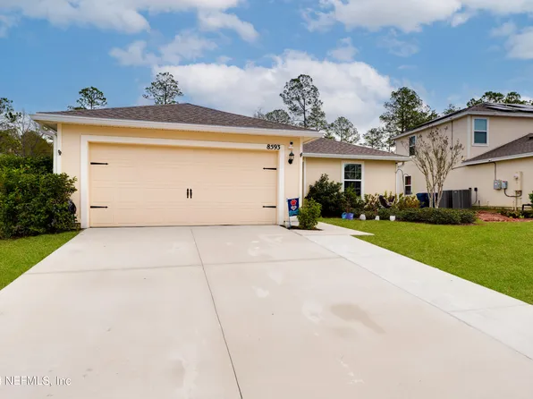 8593 LAKE GEORGE Circle E, Macclenny, FL 32063
