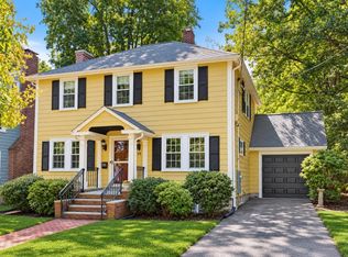 11 Ravenna Rd, West Roxbury, MA 02132