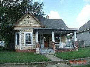 1st image of 608 W South St