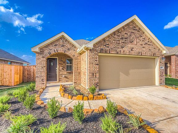 3rd image of 26010 Windy Prairie Ct
