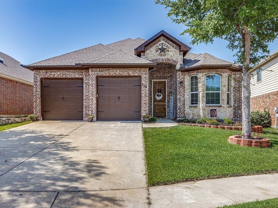 1st image of 704 Lake Meadow Ln