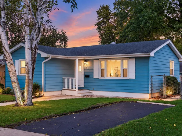 1124 Townsend St, Sycamore, IL 60178