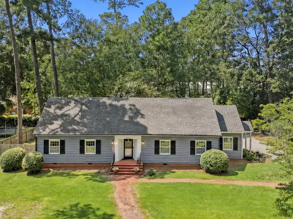 1106 S 1st Street, Smithfield, NC 27577