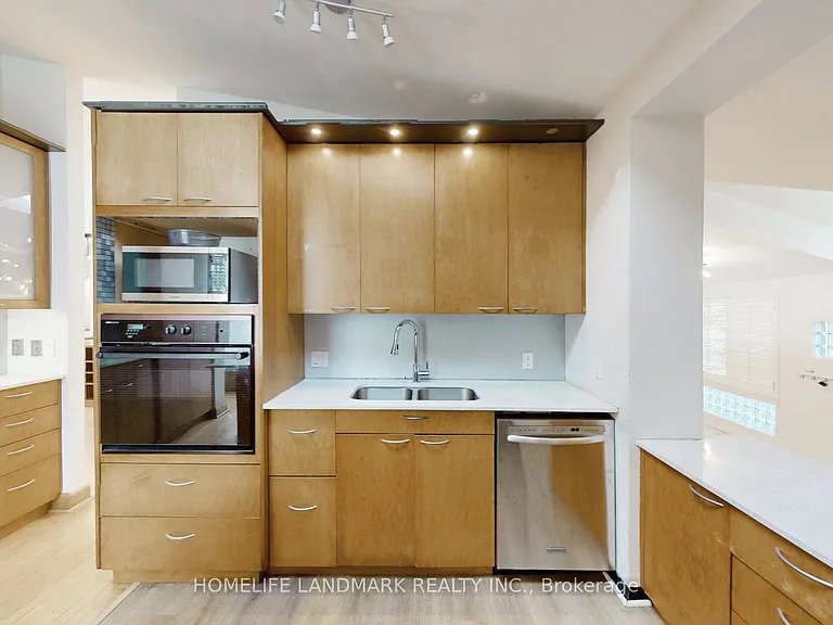 1 Malabar Pl — Photo 15