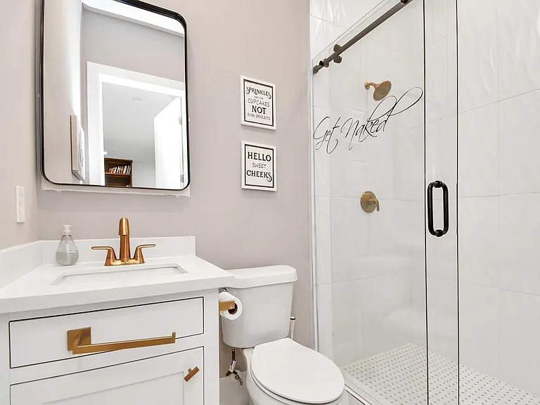 2303 Yupon St — Photo 47