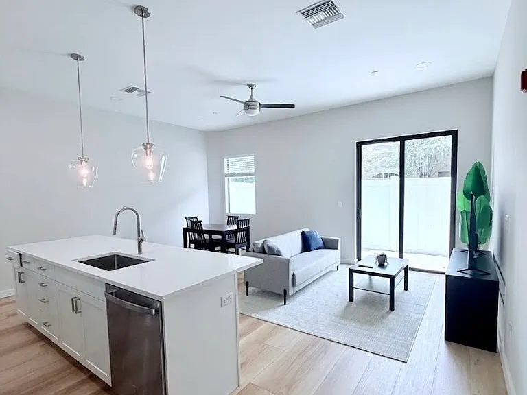 Kitchen/Living Space