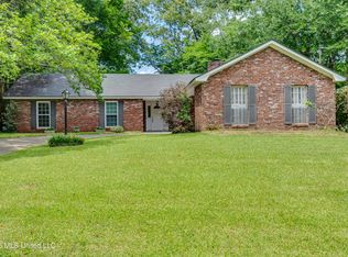 521 Oakwood Dr, Vicksburg, MS 39180