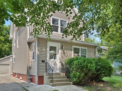 616 4th St, Waukegan, IL, 60085