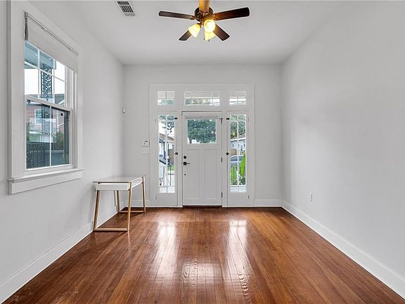 5th image of 515 N Lopez St