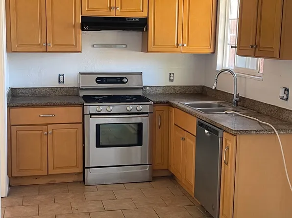 707 Johnson Dr, Richmond, CA 94806