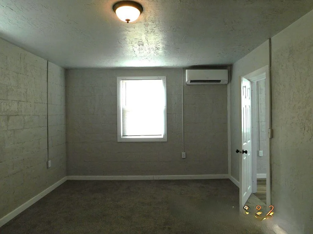 1 bed, 700 sqft, $700 — Photo 3