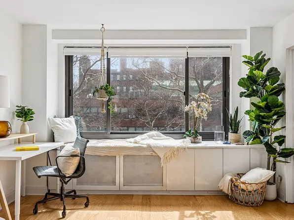 195 Willoughby Ave APT 305, Brooklyn, NY 11205