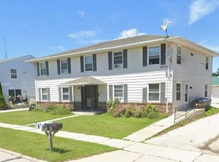 2420 Camelot Blvd APT 102, Sheboygan, WI 53081