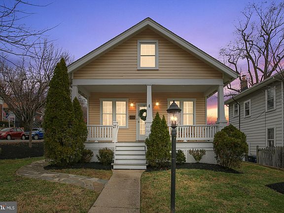 2nd image of 27 W Wyatt Ave