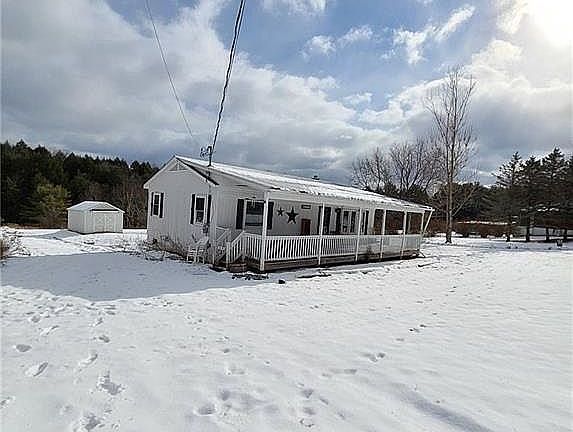 3rd image of 221 County Road 115