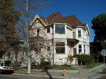 1st image of 452 N San Pedro St