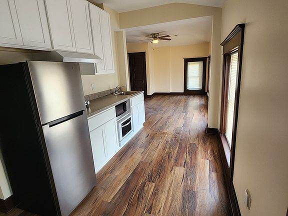 5th image of 1601 S 3rd St #5