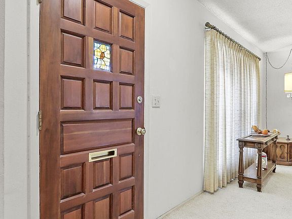 4th image of 10600 Josie Pl