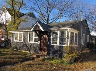 7 Court St E, East Rockaway, NY 11518