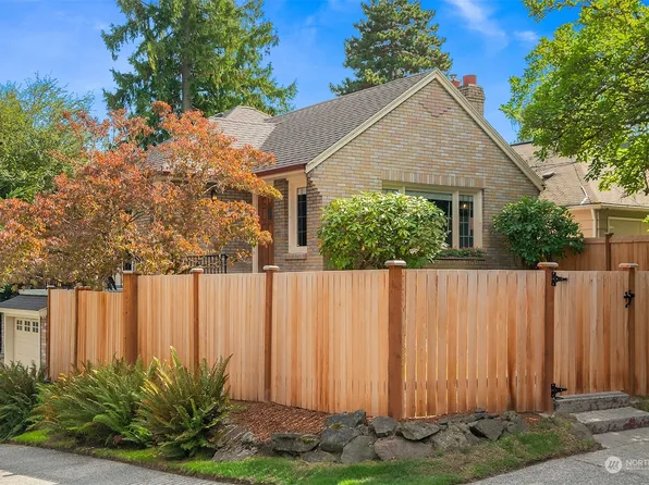 8010 21st Avenue NE, Seattle, WA 98115